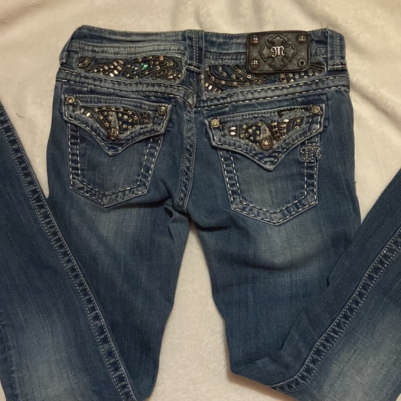 Miss Me Skinny Jeans, Size 27. - Picture 3 of 4